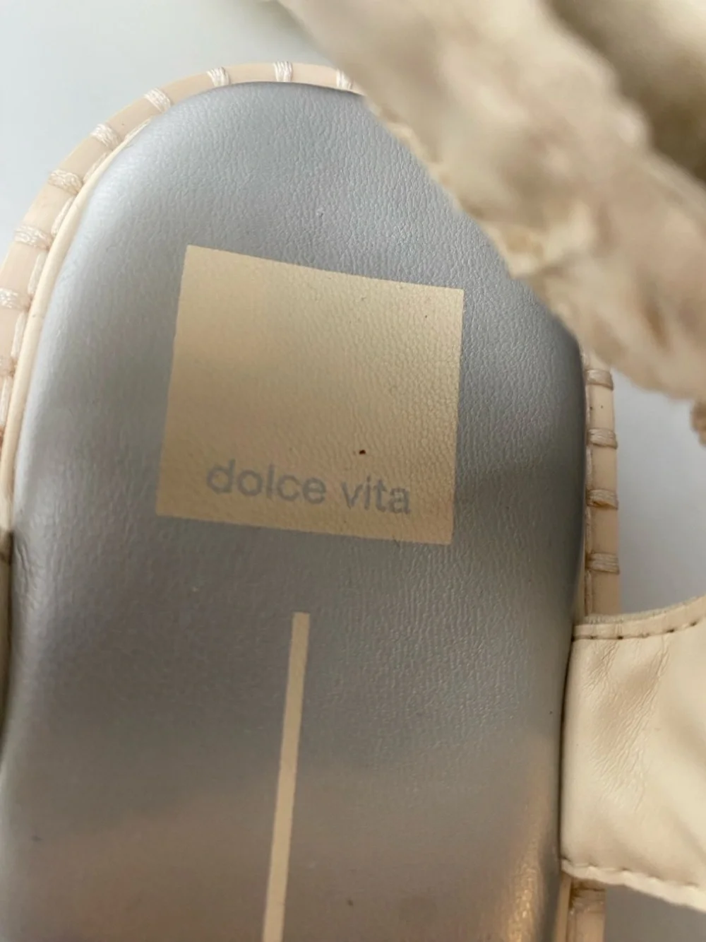 Dolce Vita Cream Platform Sandals – Chunky Espadrille Sole, Adjustable Straps - Picture 4 of 11